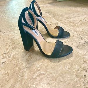 Steve Madden heel Sandals. Good Condition.